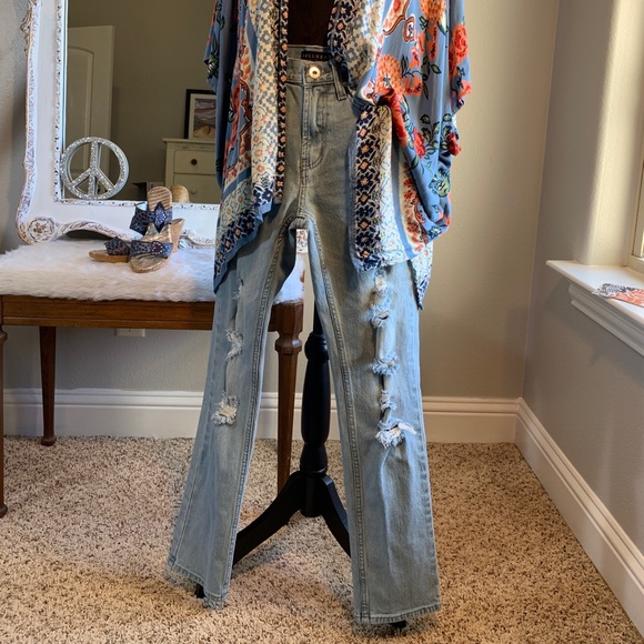 Bullhead Distressed Skinny Light Wash Jean W30/L30 - Picture 1 of 7